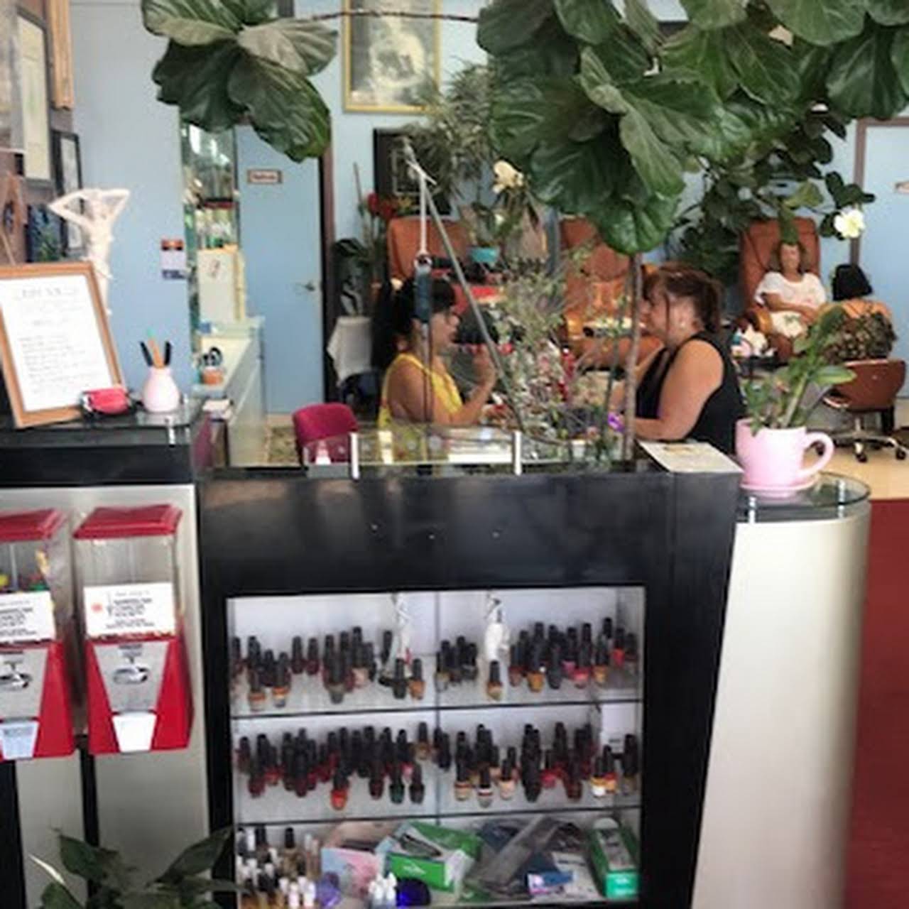 Lady Nails - Nail Salon in Key West