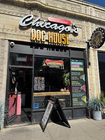 Chicago's Dog House by null