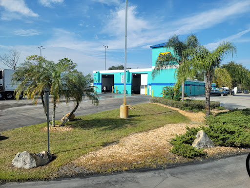 Blue Beacon Truck Wash of Dade City, FL - Thumbnail