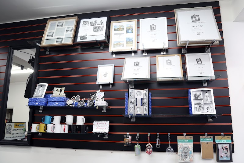 THE PHOTOGIFT | PASSPORT PHOTO | DIGITAL CODE | PHOTOGIFT SPECIALIST photo 2