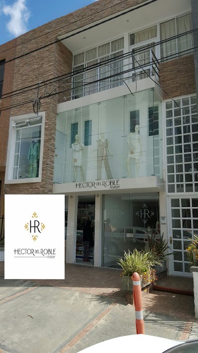 Photos of Hector Del Roble Atelier