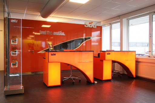 Sixt Autoverhuur Eindhoven Airport - Thumbnail