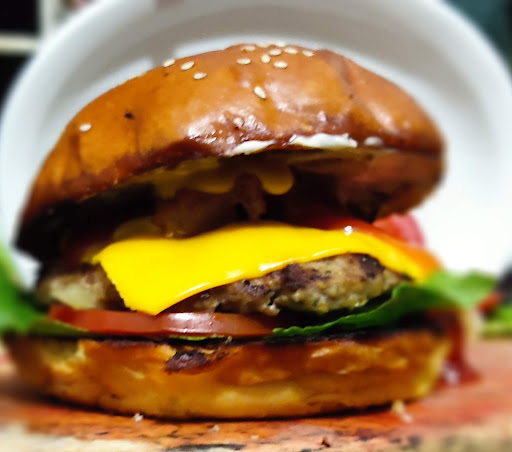 Chicharos Burguer - Thumbnail