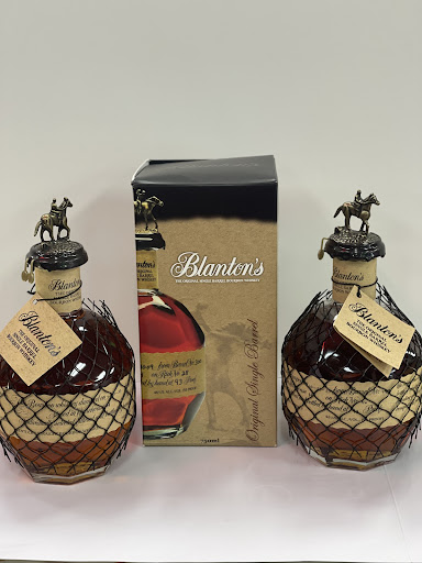 G & M LIQUORS & SMOKE SHOP with Packaging material - Thumbnail