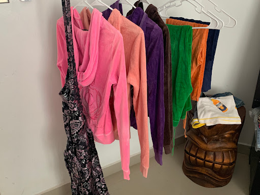Sukas designer thrift shop - Thumbnail