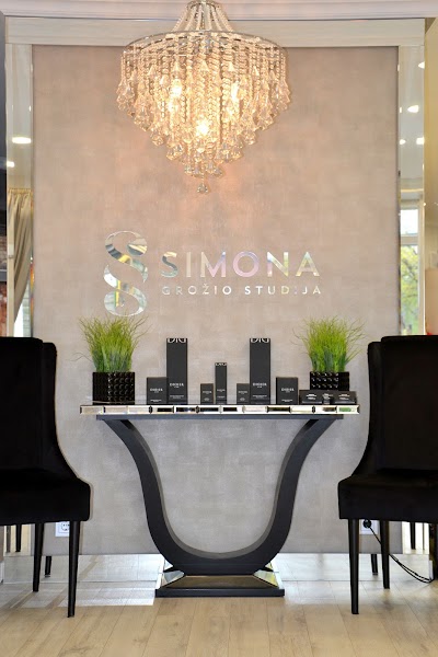 Photos of Simona, beauty studio