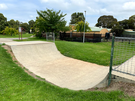 Merinda Park Playground - Thumbnail