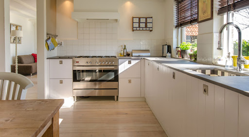 Whites Decorating & Refurbishment - Thumbnail