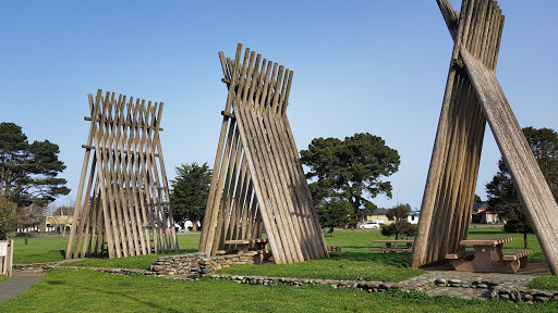 Beachfront Park - Visual