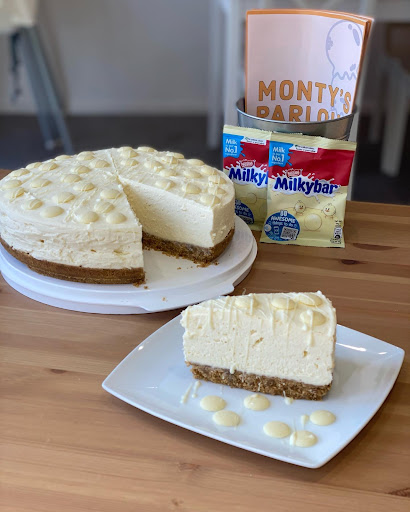 Monty's Parlour Gallery - United Kingdom