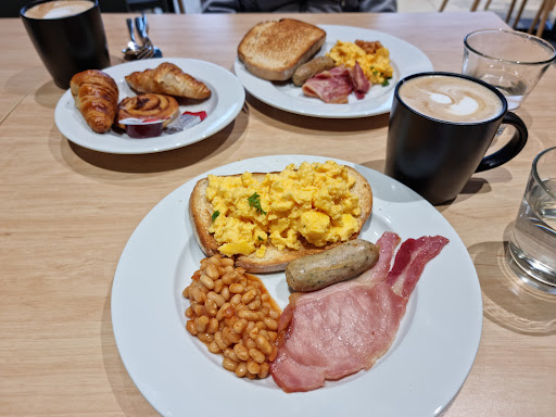 Radius Cafe - Visual