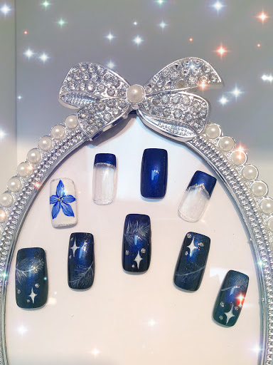Rosemary Nails - Thumbnail