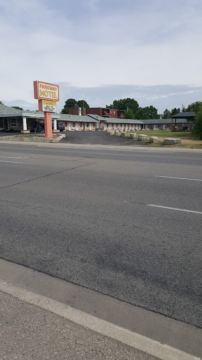 Photos of Parkway Motel