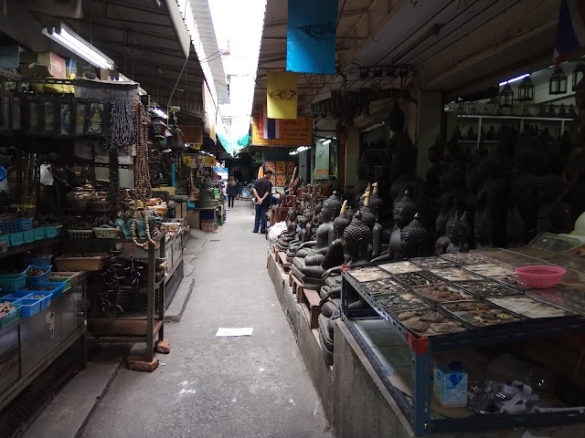 Amulet Market