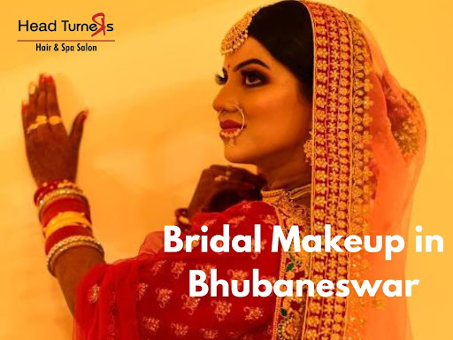 We at Headturners offer you best in class bridal makeup services with makeup specialists, skin ex… post image
