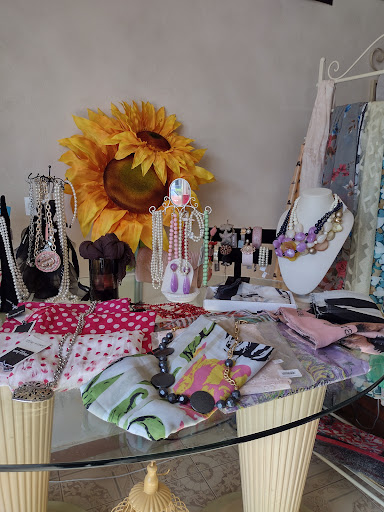 Abbigliamento Moda di Federica Capecchi - Thumbnail