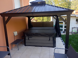 Photo n°8 de BP SPA - Installation/Vente et Sav piscines , spas , saunas . Showroom ouvert sur RDV. à Dounoux (Magasin de spa)