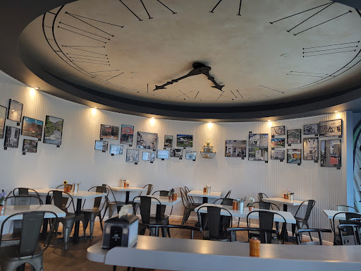 Café Bistro Découvertes - Thumbnail