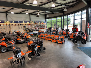 Photo n°4 de Chevalerias Champniers à Champniers (Service de réparation de tondeuses à gazon)