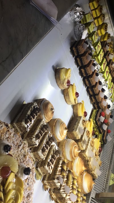 Photos of Patisserie Cr&egrave;merie Massinissa
