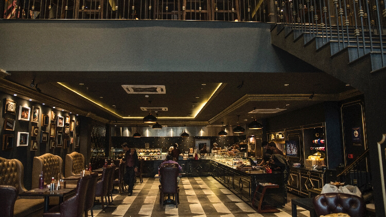 Van Lavino Cafe & Patisserie - Jubilee Hills