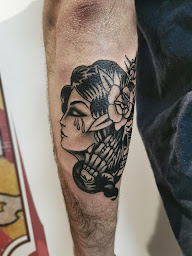 Photo n°5 de La Fourmiliere à Alençon (Salon de tatouage et piercing)
