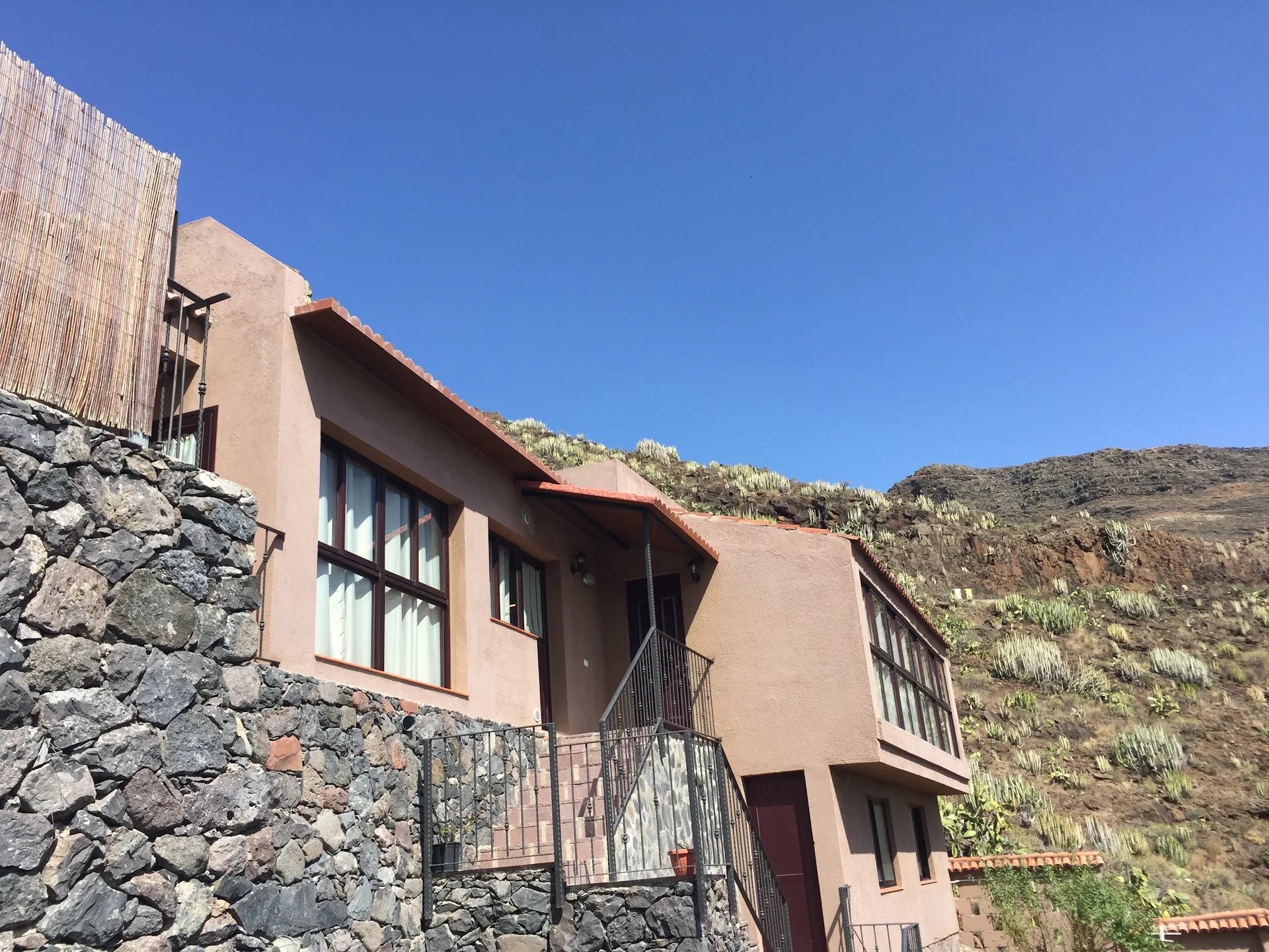 Casas Maria Reyes