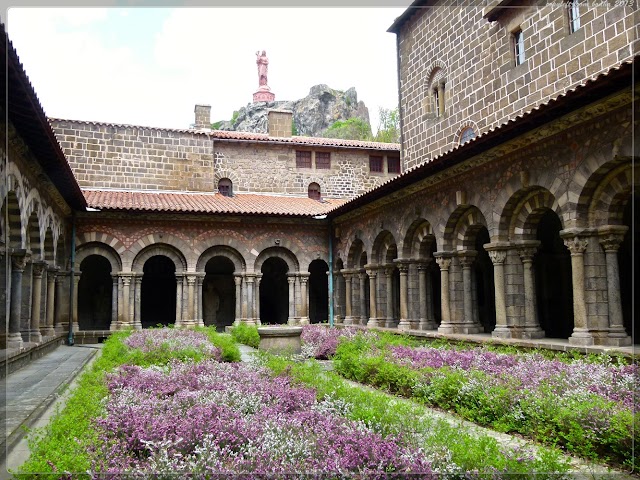 Cathédrale Notre-Dame-du-Puy