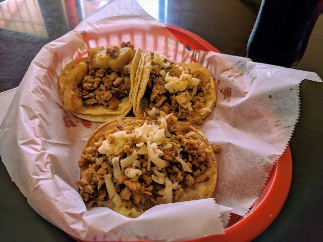 Kiss Pollos Estilo Sinaloa