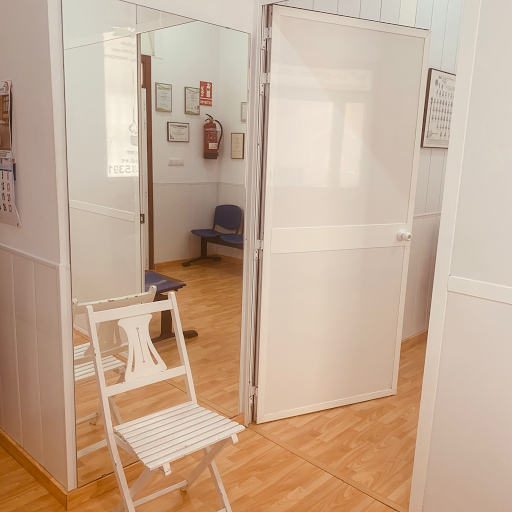 Fisiocentro Cádiz S.L. ( fisioterapia y osteopatia ) Gallery - Spain