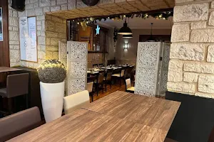 Le Wellington Café Brasserie image