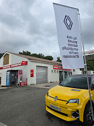 Photo n°5 de MONTFORT GARAGE CARROSSERIE SEMPERBONI à Montfort-sur-Argens (Vendeur de voitures d'occasion)