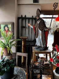 Photo n°28 de CHACON Antiquité - Achat Vente - Estimation - Succession à Vic-le-Comte (Expert en bijoux)