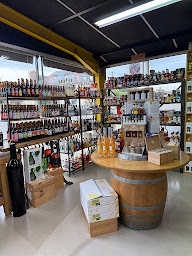 Photo n°9 de A Vos Bouteilles à Fontaine-les-Grès (Caviste)