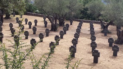 Photos of German soldiers cemetery