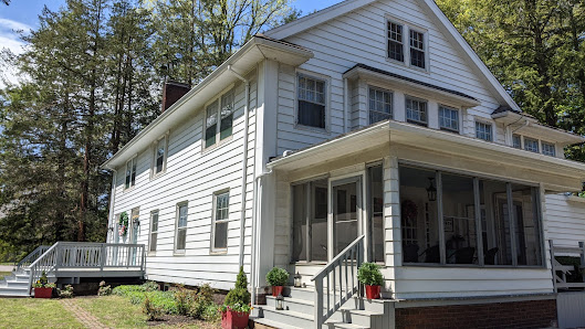 Candoren Guest House 448 Mentor Ave, Painesville, OH 44077