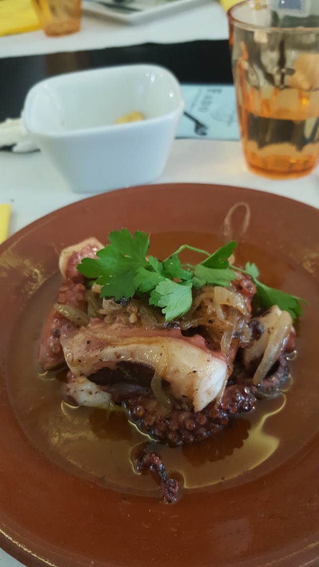 Álvaro de Campos Coffee Shop & Restaurante