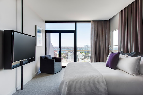 Larmont Sydney by null