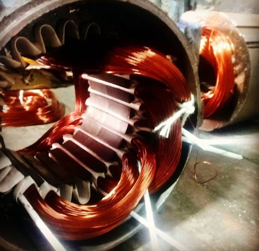 Need urgent factory motor service? Lucky Electricals provides 3 phase motor rewinding near Wazirp…