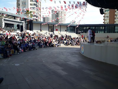 Mezitli Belediyesi Açık Hava Tiyatrosu