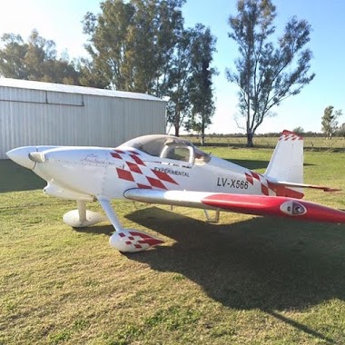 Aeroclub Escobar, Author: Germán Müller