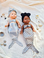 Lily la Moustache - Boutique en ligne de vêtements de poupées et poupons - Alpes Maritimes à Tourrette-Levens