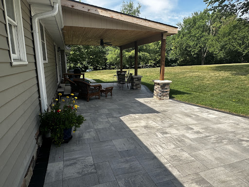 Galvan's Lawn & Landscape LLC - Thumbnail