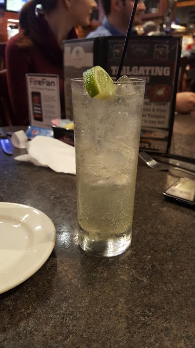 Photos of Baumhower's Restaurant of Tuscaloosa