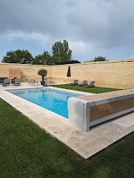 Photo n°5 de Piscines Desjoyaux à Barentin (Magasin de matériel pour piscines)