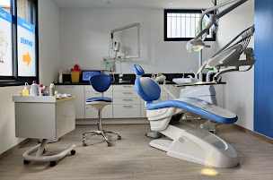 Photo n°2 de Cabinet dentaire Dr BABIN à Saint-Juéry (Dentiste)