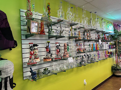 Photo of Nuggies Cannabis Smoke Shop Accessories El Paso THC & CBD
