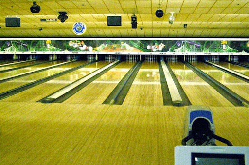 Strike Zone Lanes - Thumbnail