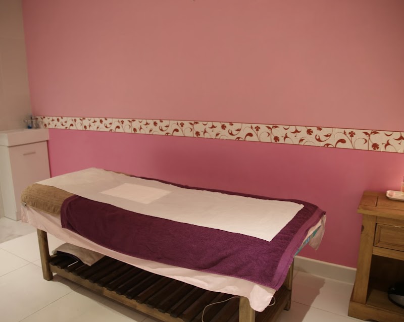 Massage & Beauty - Massage West Kengg photo 2