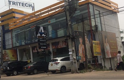 Photos of Salon A9